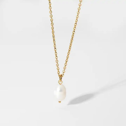 Lin Elegant Fresh Water Pearl Necklace